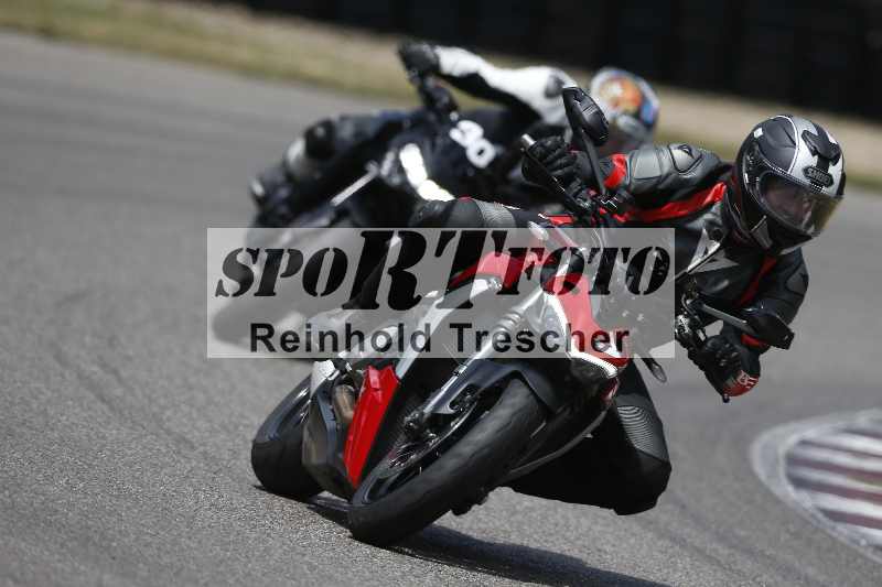 /21 17.06.2026  Ducati Schweiz Track Warmup ADR/Gruppe gruen/7